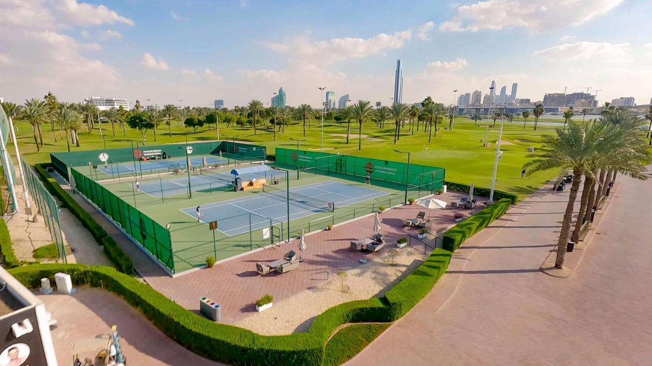 Hotel Park Hyatt Dubái Exterior foto Dubai Polo & Equestrian Club